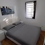 شقة Apartman Giulitta بورات