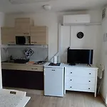شقة Apartman Giulitta بورات
